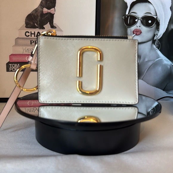 Marc Jacobs Cream Gold Card Holder with Sleek Design